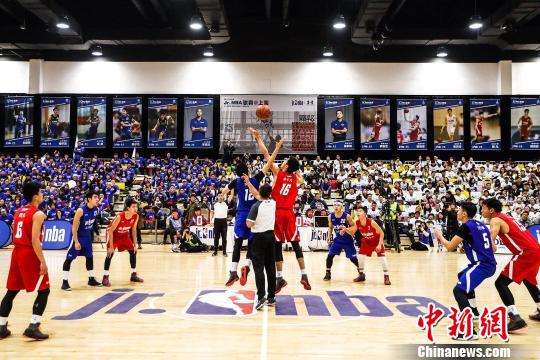 在社交媒体 在社交媒体