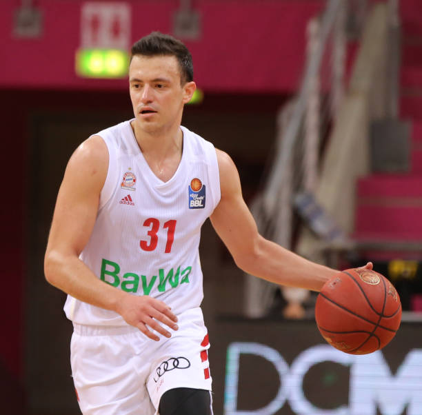 场次中的战 场次中的战