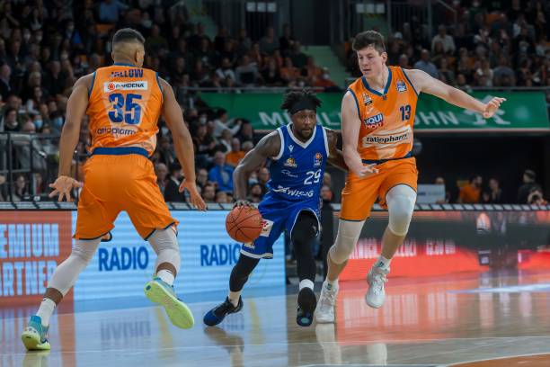 无球切入与 无球切入与